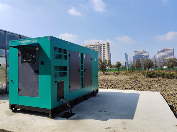 16~1000KW静音型发电机组 16~1000KW静音型发电机组